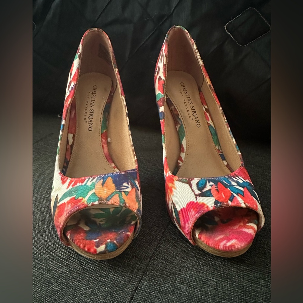 Dress shoes